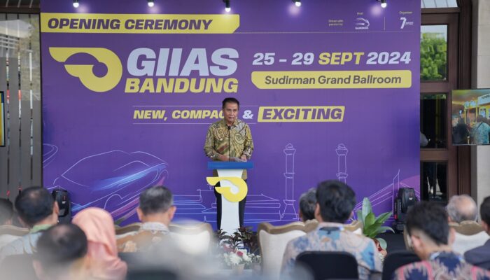 Bey Machmudin Buka GIIAS 2024:Terkesan dengan Teknologi Automotif Terkini