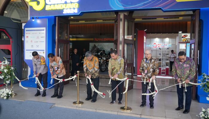 RESMI DIBUKA HARI INI, GIIAS BANDUNG 2024 HADIRKAN TEKNOLOGI OTOMOTIF MASA DEPAN