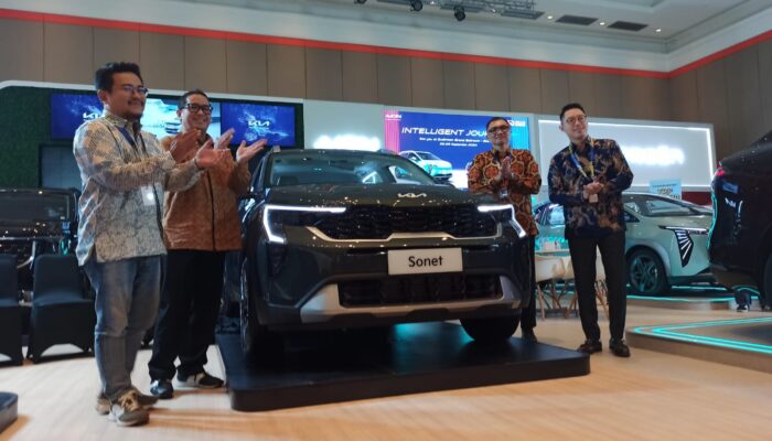 Pasar Otomotif Menjanjikan, Kia Sonet Diluncurkan di GIIAS Bandung 2024