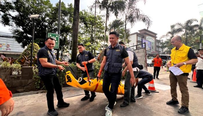 Karyawan el Hotel  Dan BPBD Jabar Gelar Simulasi Bencana