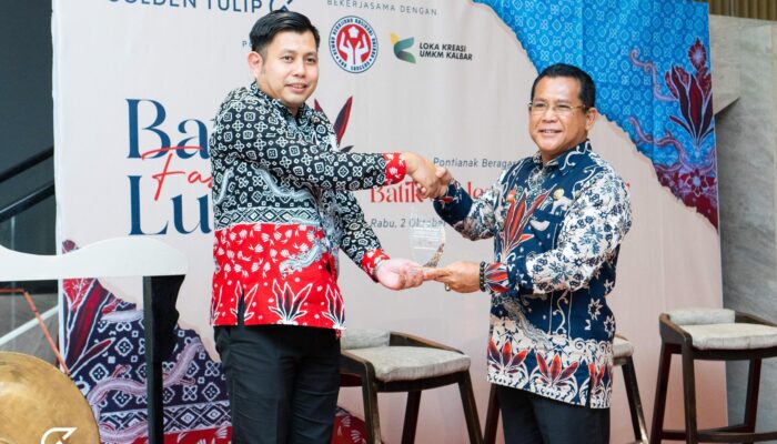 Batik Fashion Lunch, Golden Tulip Pontianak Beragam Warna Sejuta Asa “Batik SaMer Goes to Hotel”