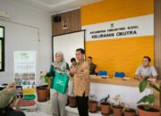 Itqan Peduli Salurkan 100 Tas Sekolah Untuk Anak-Anak Pekerja Gorong-Gorong Bersih dan Linmas di Kota Bandung