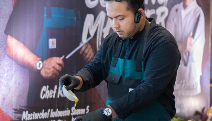 Cooking Master Menghadirkan Hampers Golden Tulip Pontianak