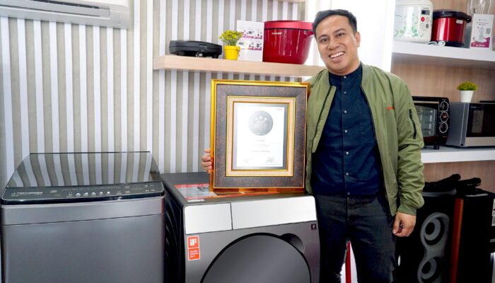 Sharp Indonesia Raih Prestasi Gemilang Sepanjang Tahun 2024, Melalui Inovasi Produk dan Aktivasi Program Sharp Tuai Beragam Penghargaan Bergengsi Sepanjang 2024