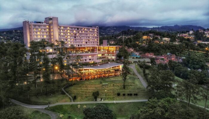 Mariposa Magical Night : Perayaan Natal Dan Tahun Baru Di Swiss-Belresort Dago Heritage, Malam Liburan yang Penuh Keanggunan, Keceriaan, dan Gemerlap