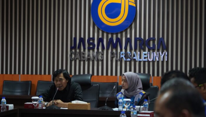 Anggota DPD Jawa Barat Alfiansyah (Komeng) Tinjau Langsung Kesiapan Pelayanan Jalan Tol Cipularang dan Padaleunyi