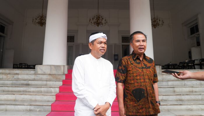 Tolak Mobil Dinas Baru, KDM: Alihkan Untuk Bangun Jalan-Rumah Rakyat Miskin