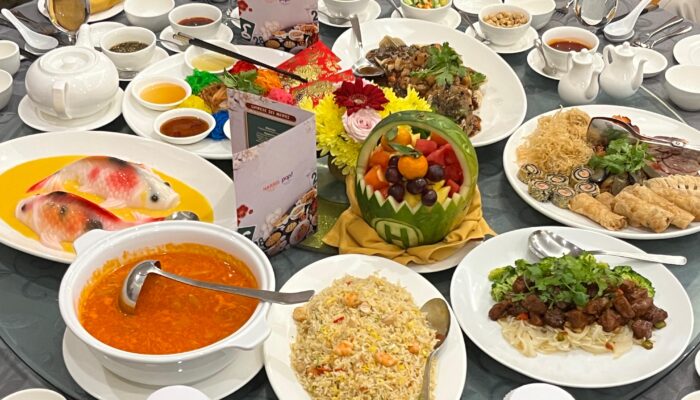 Harris Hotel & Convention Festival Citylink Bandung Meriahkan Malam Imlek Bertajuk The Old Town Market
