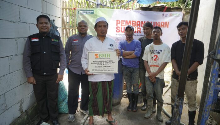 BMH Jabar Hadirkan Sumur Bor Titik Ke- 12 Di Masjid Arridho Kadungora Garut