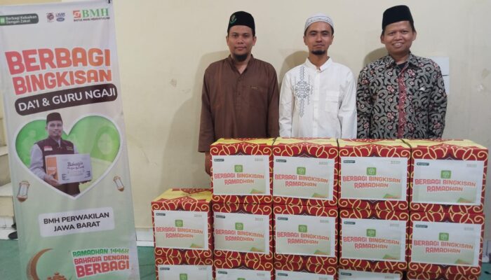 BMH Jabar Salurkan Bingkisan Ramadhan kepada Puluhan Da’i dan Guru Ngaji Pelosok Sebagai Apreasiasi dan Dukungan