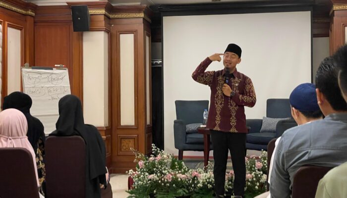 Tausiyah Penuh Inspirasi: Membentuk Keluarga Islami yang Kokoh” Bersama Ustadz Ridho Febri di Arion Suites Hotel Bandung