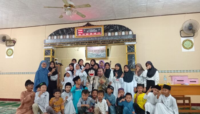 Itqan Peduli Gelar Safari Dongeng di Madrasah At-Tarbiyah Kabupaten Bandung