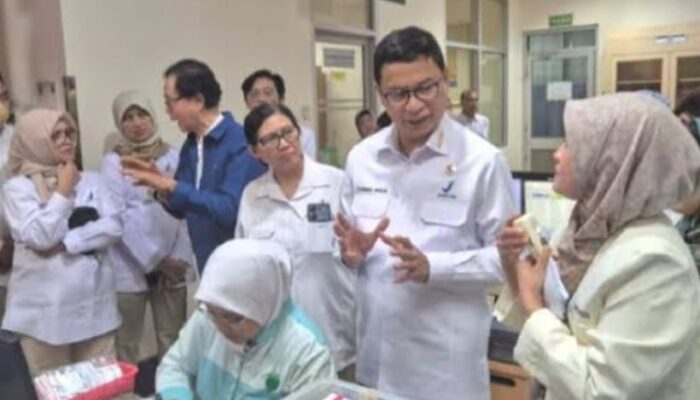 Transformasi Pelayanan Kefarmasian: BPOM Apresiasi Sistem Digital Santosa Hospital