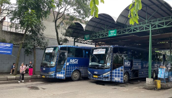 Lonjakan Arus Balik di Terminal Leuwipanjang: Kepadatan Penumpang dan Kenaikan Harga Tiket Warnai Pasca-Lebaran