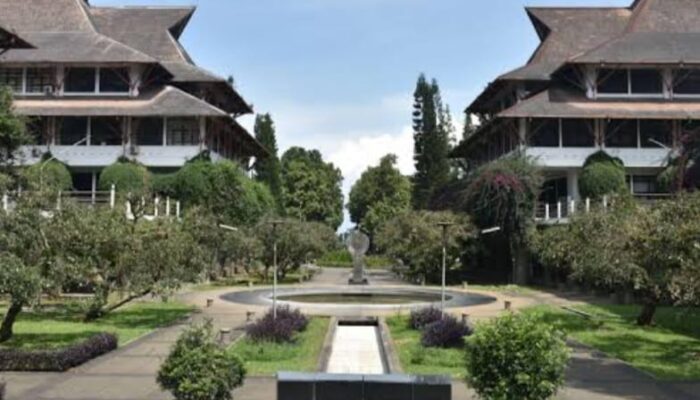 Kasus Meme Presiden: Mahasiswi ITB Diamankan, Keluarga Memohon Maaf