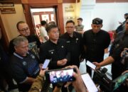 Konvoi Akbar Persib Juara, Erwan Setiawan: Piala Liga akan Dipamerkan dari Rooftop Gedung Sate