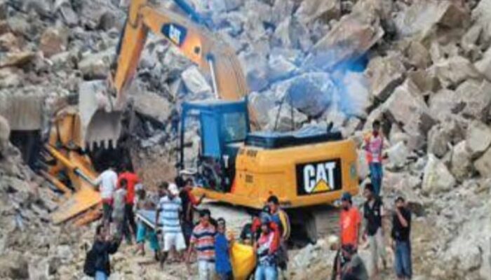 Gunung Kuda Kembali Longsor: 20 Pekerja Diduga Terkubur, Tim Penyelamat Dikerahkan