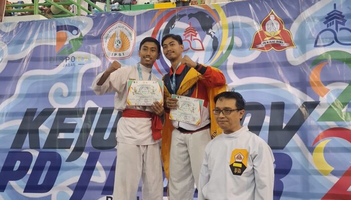 Fadlin Ilyasa Raih Emas di KEJURPROV Perisai Diri Jabar 2025, Bukti Dedikasi dalam Silat dan Akademik