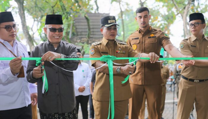Bupati Bandung Resmikan Z-Corner, Kolaborasi BAZNAS dan DKM Masjid Al-Fathu