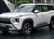 Kritik Pedas: Mitsubishi Destinator 2025, Antara Gaya dan Bahaya di Medan Sulit.