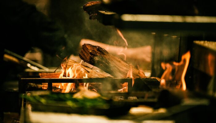 KARBON Resmi Dibuka, Hadirkan Pengalaman Kuliner dan Hiburan Premium di Rooftop Hotel Indigo Bandung