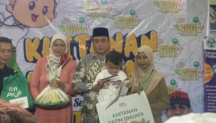 Gotong Royong Penuh Cinta: Itqan Peduli Gelar Khitanan Massal di Pajajaran