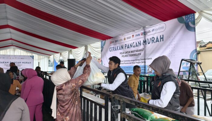 Polres Tasikmalaya Gelar Operasi Pangan Murah di Serbu Warga