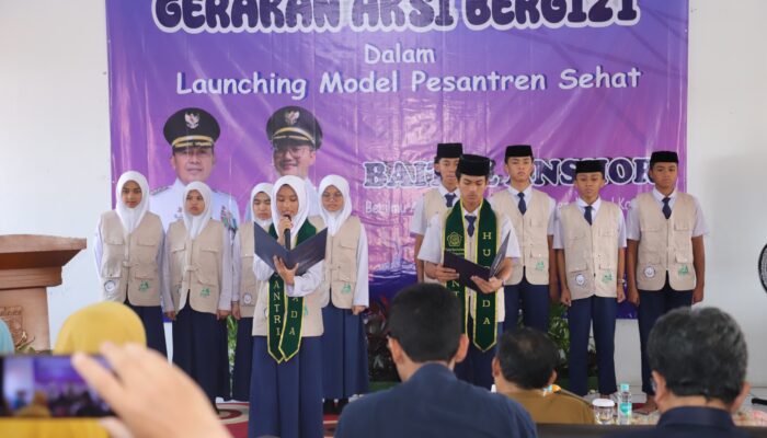 Cimahi Deklarasikan Poskestren Baitul Anshor: Santri Sehat, Pesantren Kuat