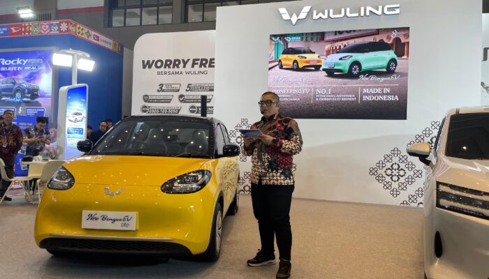 Wuling Perkenalkan New BinguoEV dan Menampilkan Darion di Ajang GIIAS Bandung 2025