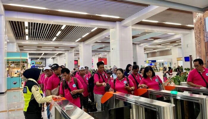 6.000 Grup Pesan Tiket Whoosh Lewat Whatsapp, KCIC Tawarkan Diskon Rombongan