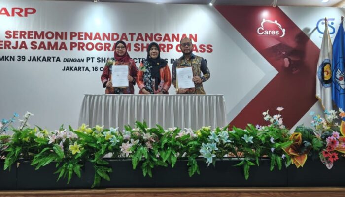 Sharp Class Hadir di SMKN 39 Jakarta: Sinergi Dunia Industri dan Pendidikan Vokasi