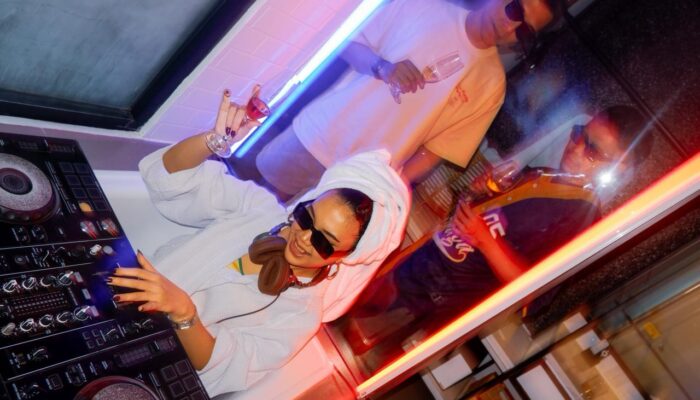 Kemeriahan “Semarak Akhir Tahun” Persembahan Artotel Wanderlust Hadir Di De Braga By Artotel