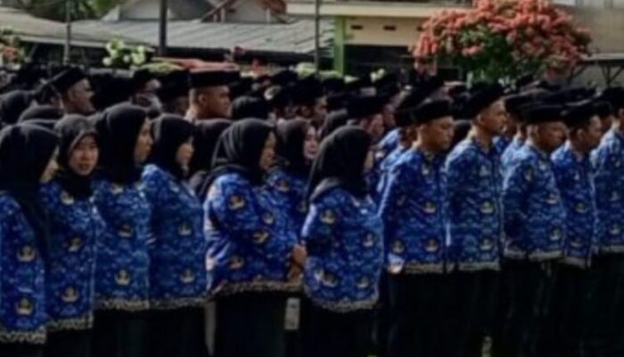 Penyerahan SK PPPK Paruh Waktu: Pemkab Pangandaran Pastikan Transparansi dan Tanggung Jawab Aparatur