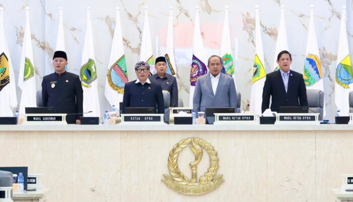 Rapat Paripurna DPRD Jawa Barat Pembukaan Masa Persidangan II Tahun Sidang 2025-2026 dan Penetapan AKD