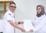 Pemkab Bandung Serahkan SK Kenaikan Pangkat Puluhan ASN