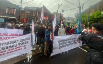 Disdik Jabar, dan Dinas Bina Marga Diduga Sarang Mafia Proyek, LSM Pemuda dan Mahasiswa Geruduk Kediaman KDM
