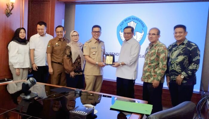 Minta Ketegasan Pusat, Pemkab Bandung Ajukan Penggunaan Dana BOS untuk Gaji Guru PPPK Paruh Waktu
