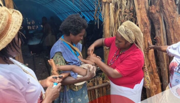 Posko Kesehatan Dinkes Paniai Layani Ratusan Peserta Muspasmee VIII di Komopa Aradide