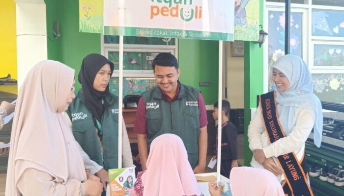 Siswa Itqan Islamic Preschool Belajar Praktik Zakat Fitrah di Bulan Ramadan