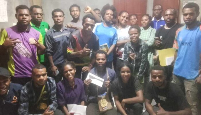 Diskusi Terbuka Tim Formatur IPMAPAN Sorong Bersama Anggota Mahasiswa