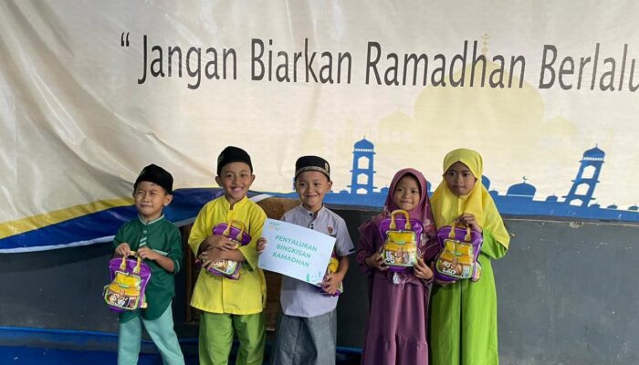 Kebahagiaan Ramadhan untuk Santri Yatim: Itqan Peduli Salurkan Bingkisan di Darul Aulad Ciparay