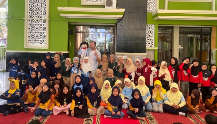 Cerita, Tawa, dan Hikmah Warnai Safari Dongeng Itqan Peduli Sepanjang Ramadan