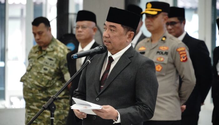 Lantik Pejabat Struktural dan Fungsional, Bupati Garut Tekankan Integritas dan Inovasi Pelayanan Publik