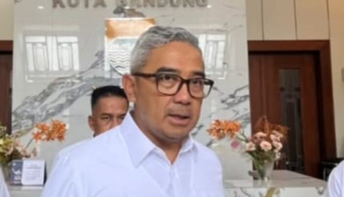 ASN Bandung WFH Setiap Jumat, Wali Kota Pilih Bersepeda ke Kantor