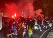 EUPHORIA JUARA: Bandung Lautan Biru, Sejumlah Jalan Protokol Lumpuh Total