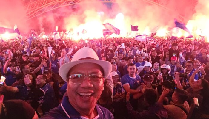 Ribuan Bobotoh Padati Dome Balerame, KDS Apresiasi Persib Hattrick Juara
