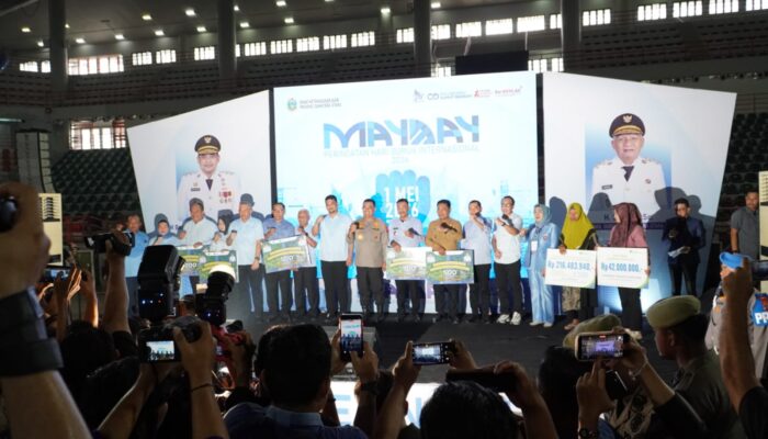 Peringati Hari Buruh, Gubsu Singgung Kesejahteraan Dan Pengawasan Buruh