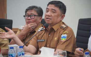 Perkuat Tata Kelola Desa, Bupati Garut Pimpin Rakor Bersama APDESI se-Kabupaten Garut