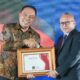 Dirut Jasa Marga Raih Penghargaan “The Strategic Leader of National Impact” dari Fakultas Hukum Unissula