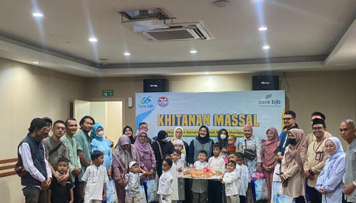 HUT Bank BJB Bersama Itqan Peduli Hadirkan Senyum Dan Kepedulian Melalui Sunatan Massal Gratis